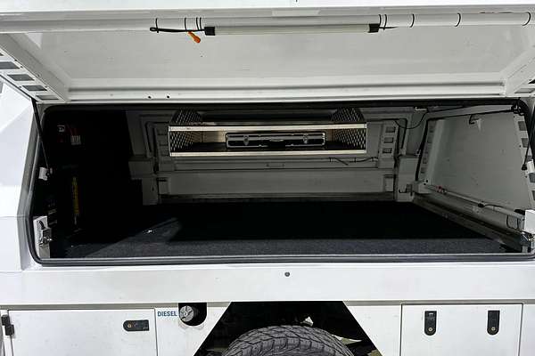 2015 Toyota Hilux SR KUN26R 4X4