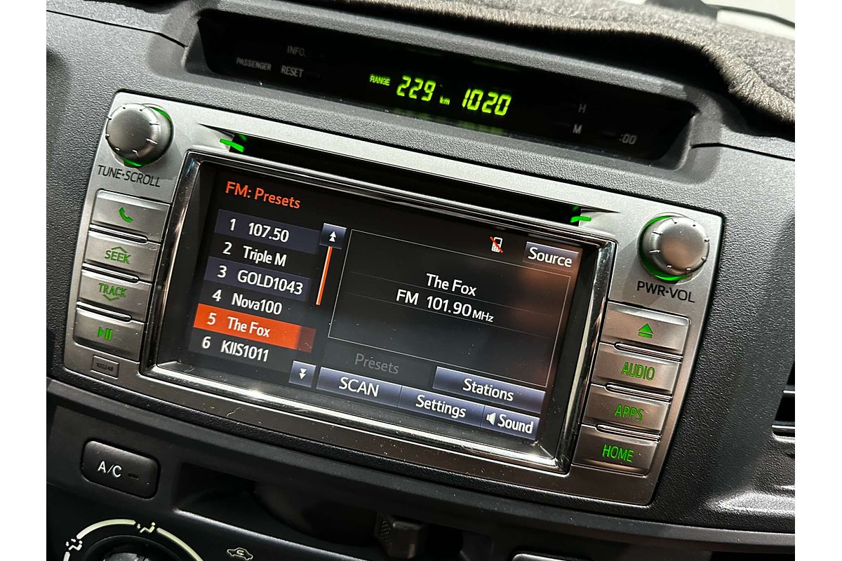 2015 Toyota Hilux SR KUN26R 4X4