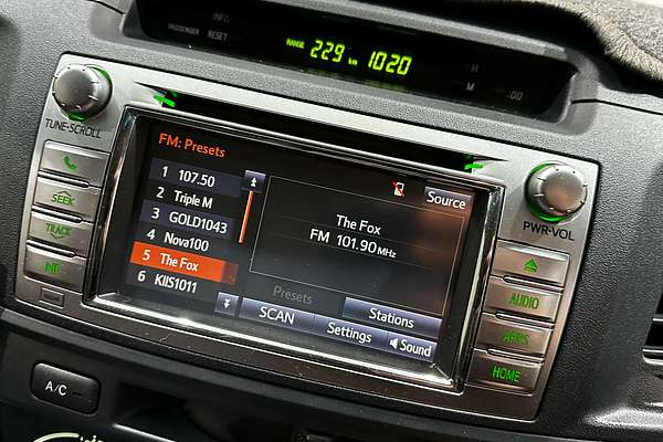 2015 Toyota Hilux SR KUN26R 4X4