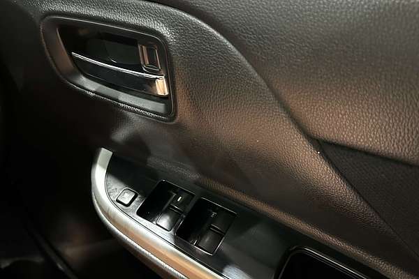 2019 Mitsubishi Triton GLS MR 4X4