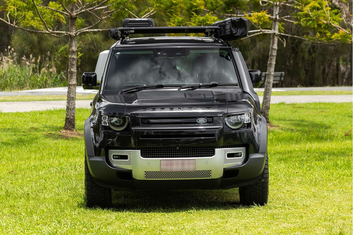 2020 Land Rover Defender 110 P400 SE L663