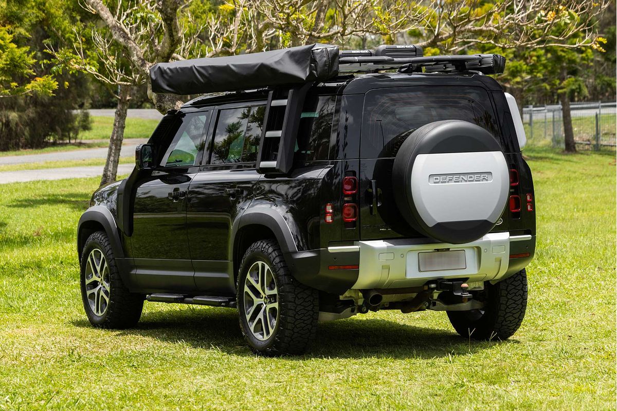 2020 Land Rover Defender 110 P400 SE L663