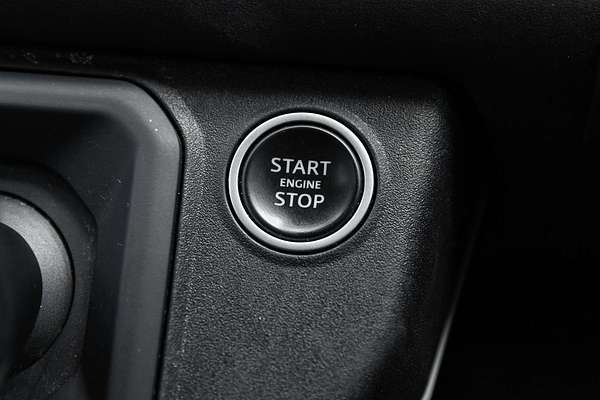 2020 Land Rover Defender 110 P400 SE L663