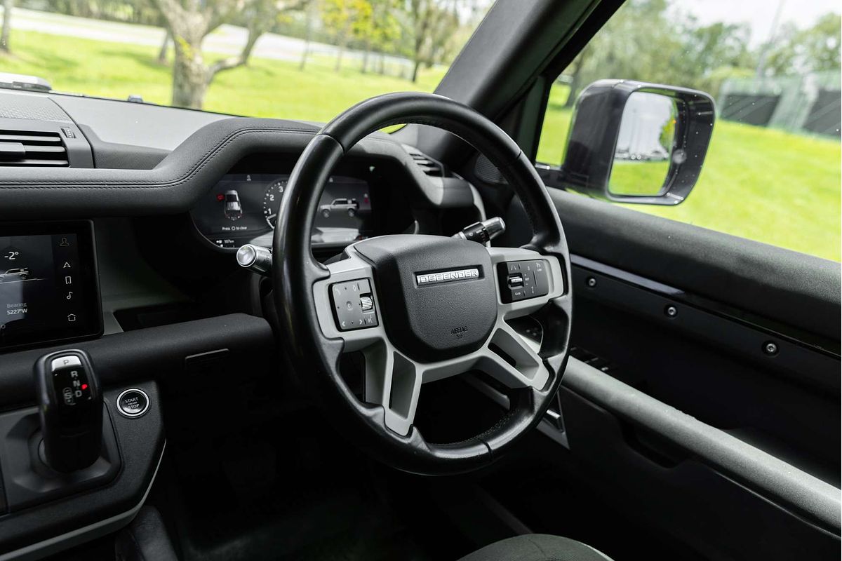 2020 Land Rover Defender 110 P400 SE L663