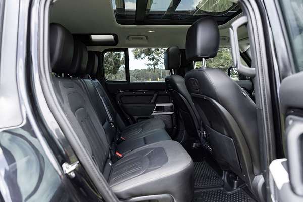 2020 Land Rover Defender 110 P400 SE L663