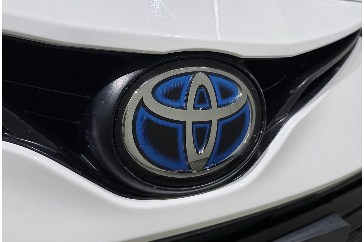 2022 Toyota Camry Ascent AXVH70R