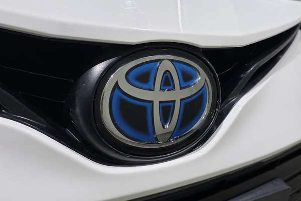 2022 Toyota Camry Ascent AXVH70R