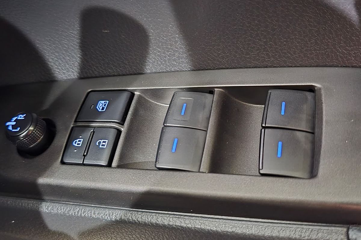 2022 Toyota Camry Ascent AXVH70R