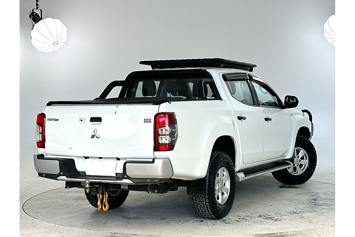 2018 Mitsubishi Triton GLX MQ 4X4