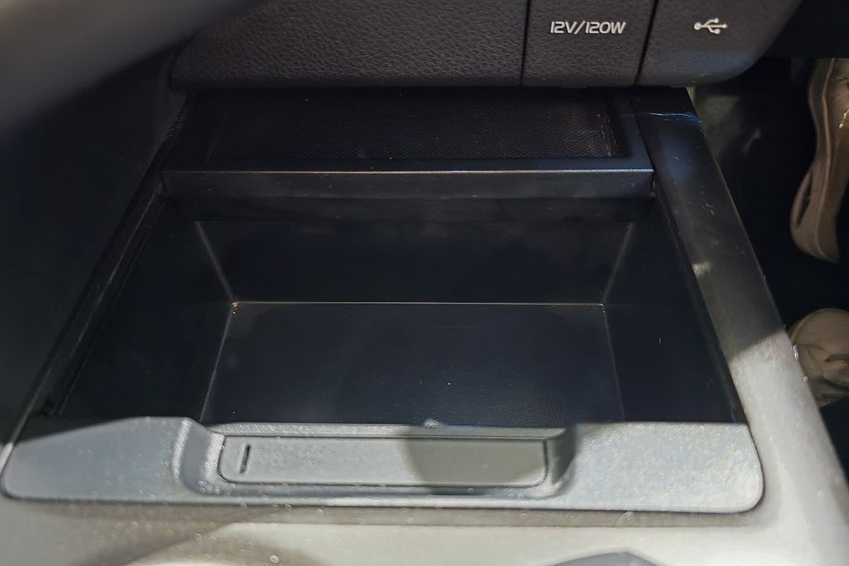 2022 Toyota Camry Ascent AXVH70R