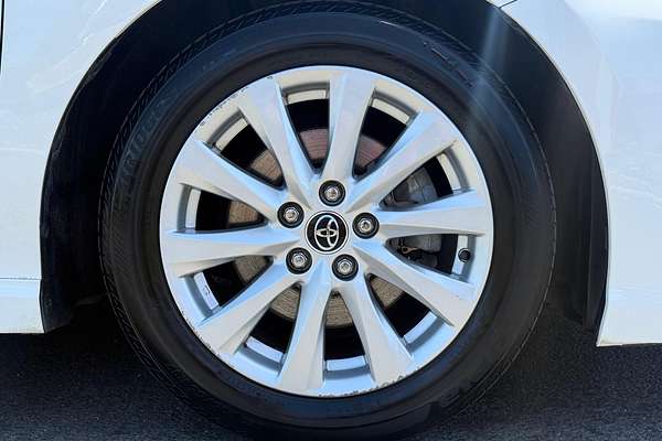 2018 Toyota Camry Ascent ASV70R