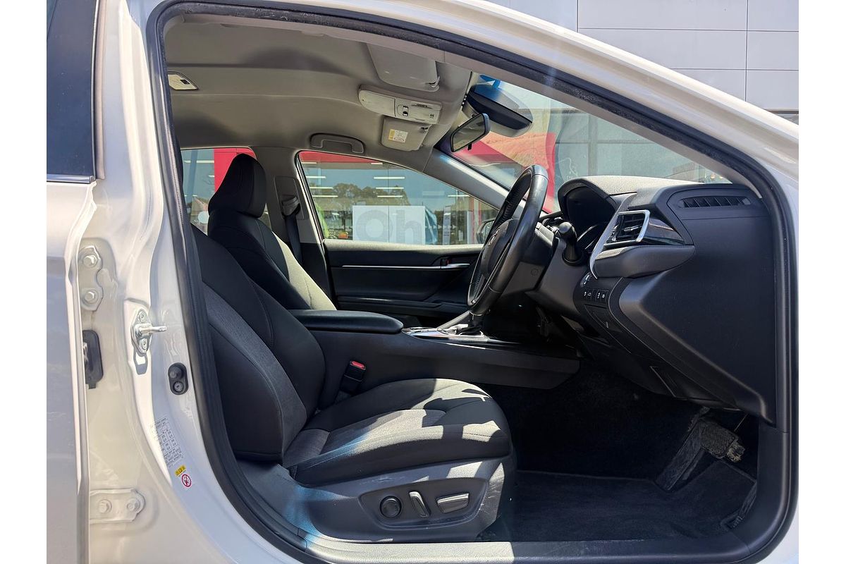 2018 Toyota Camry Ascent ASV70R