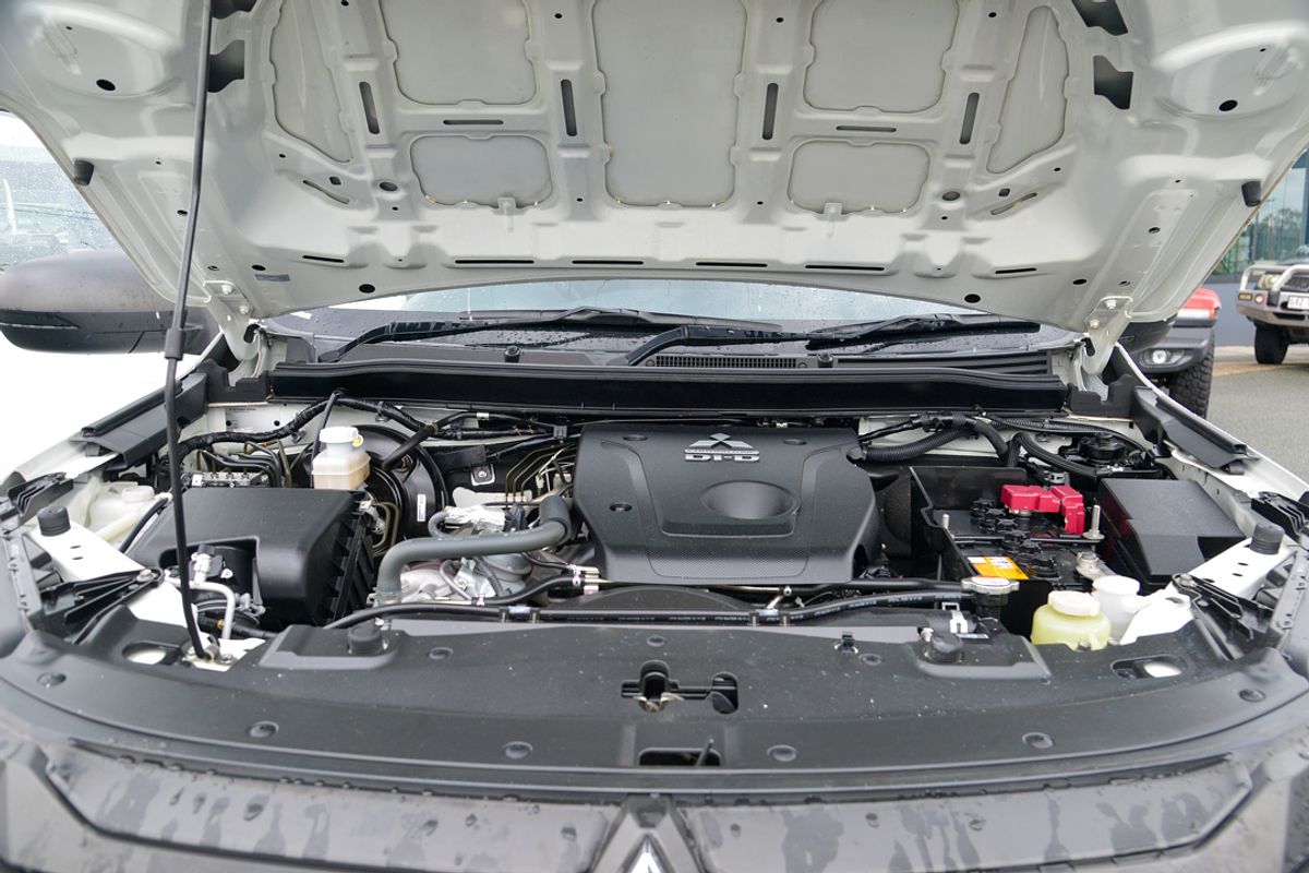 2022 Mitsubishi Triton GLX+ MR 4X4