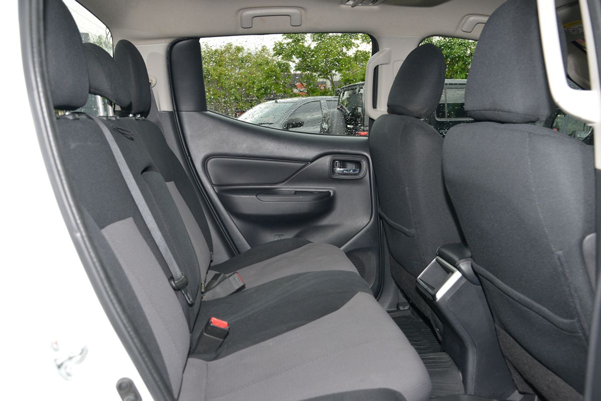 2022 Mitsubishi Triton GLX+ MR 4X4