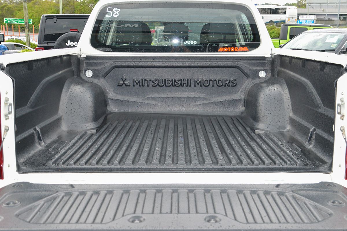 2022 Mitsubishi Triton GLX+ MR 4X4