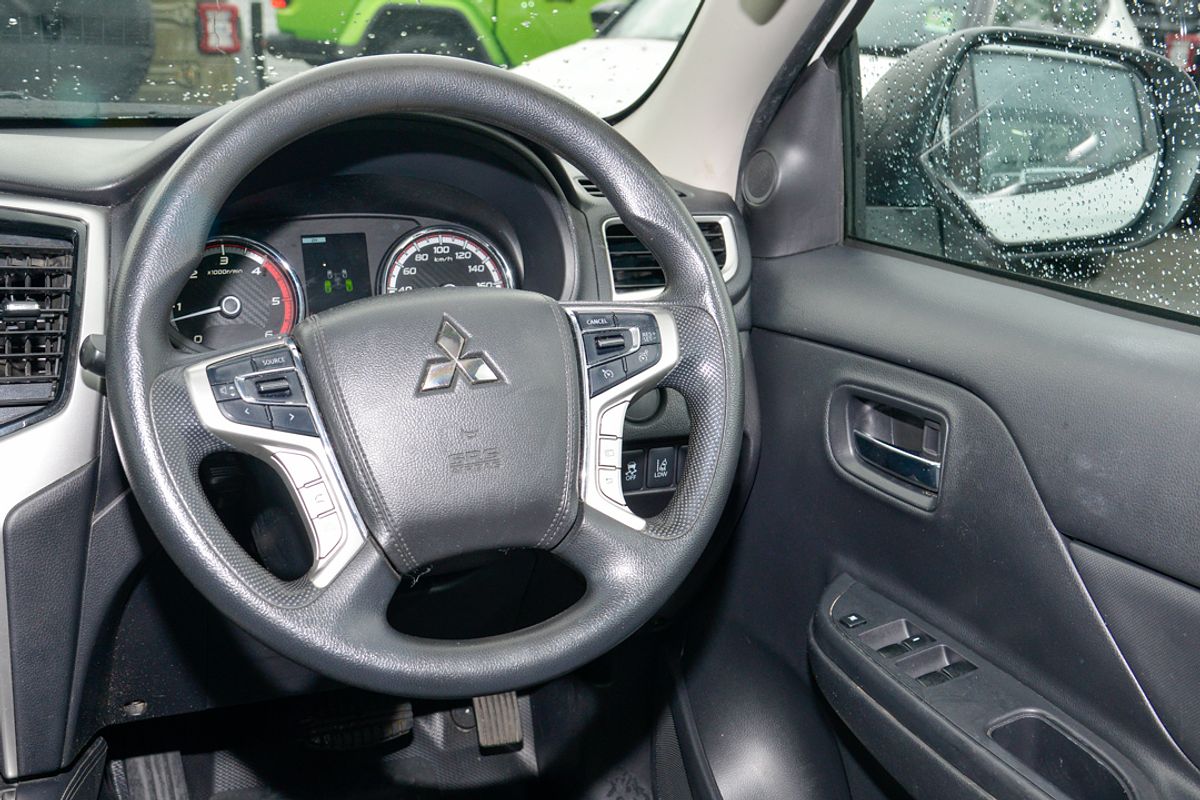 2022 Mitsubishi Triton GLX+ MR 4X4