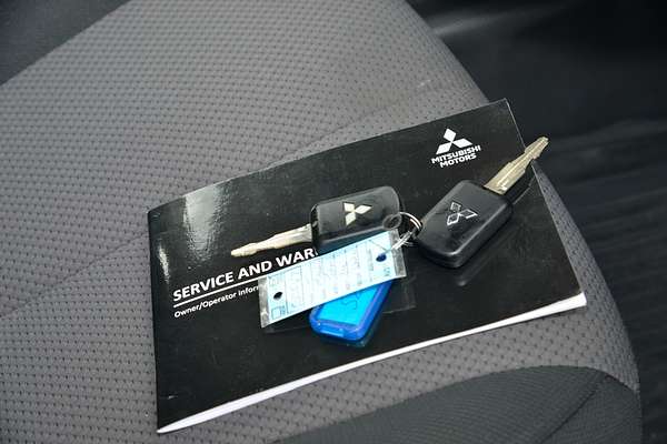 2022 Mitsubishi Triton GLX+ MR 4X4 thumb-20