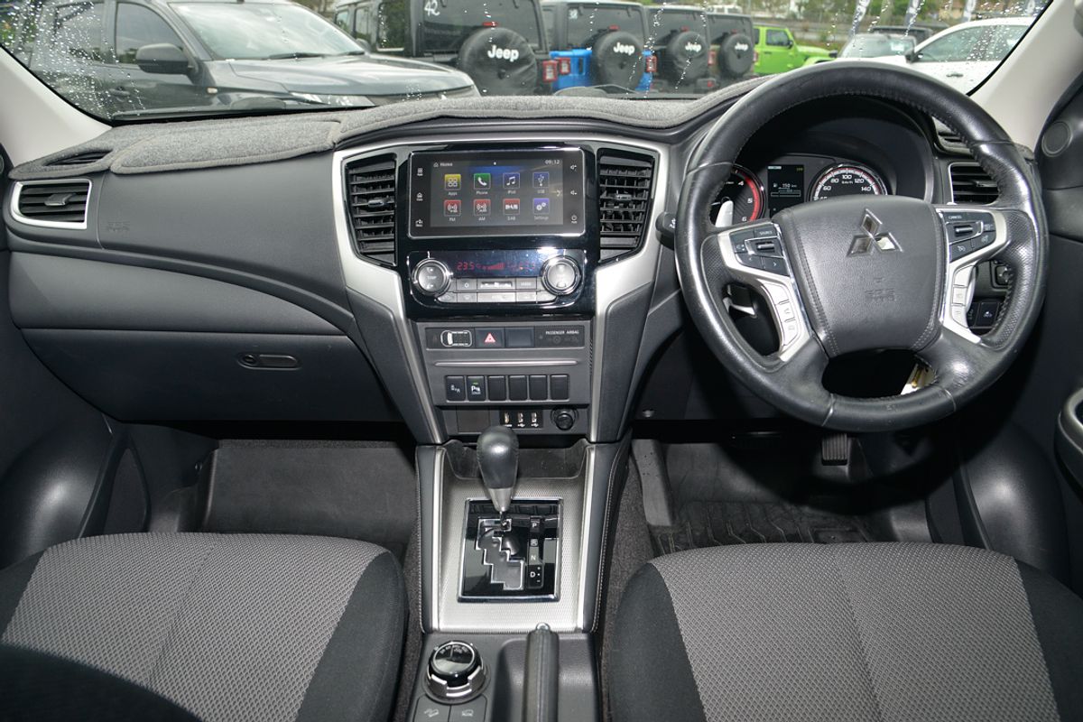 2019 Mitsubishi Triton GLS MR 4X4