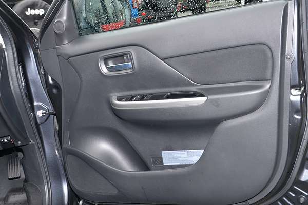 2019 Mitsubishi Triton GLS MR 4X4