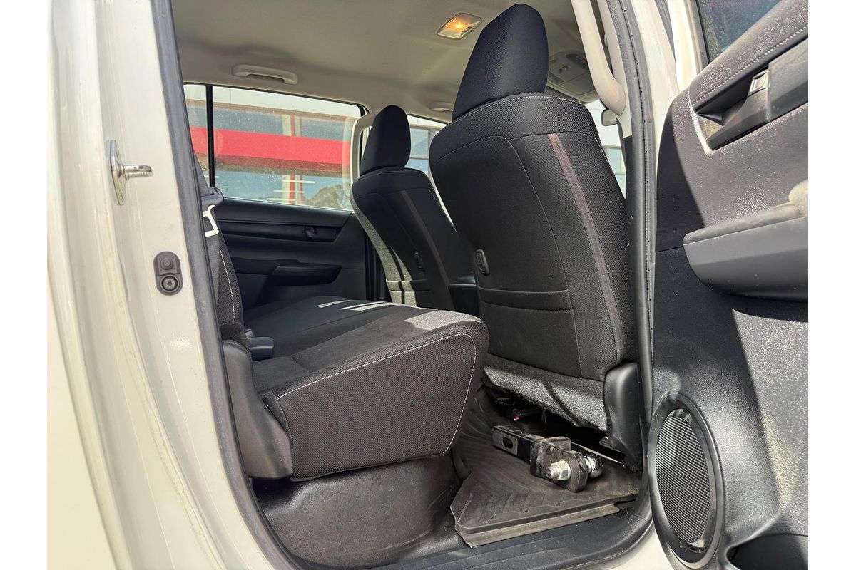 2019 Toyota Hilux SR GUN126R 4X4