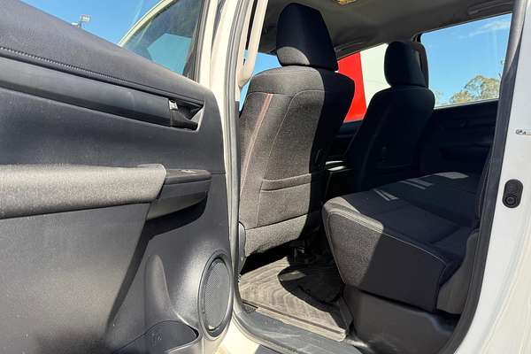 2019 Toyota Hilux SR GUN126R 4X4