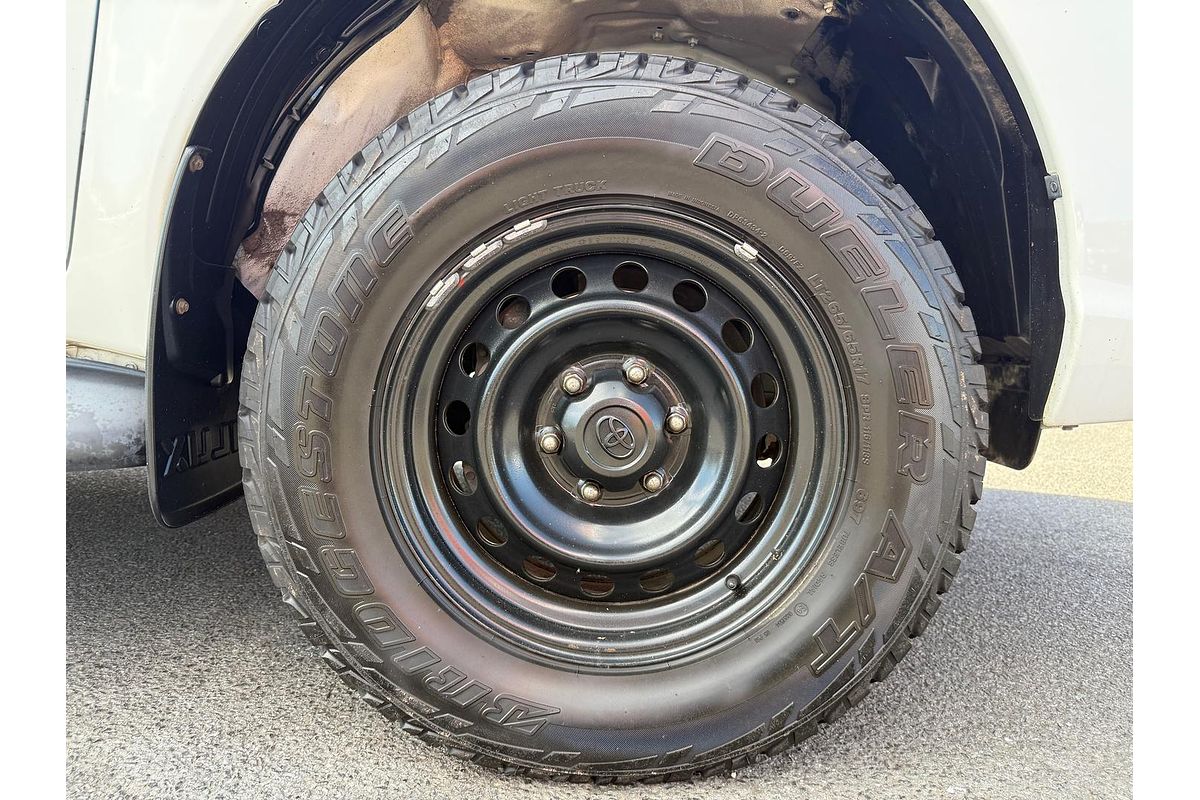 2019 Toyota Hilux SR GUN126R 4X4