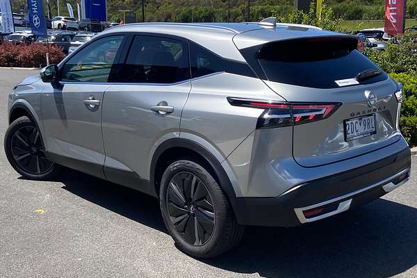 2025 Nissan QASHQAI Ti J12