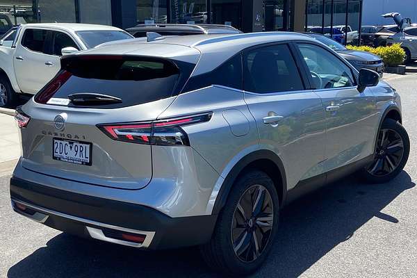 2025 Nissan QASHQAI Ti J12