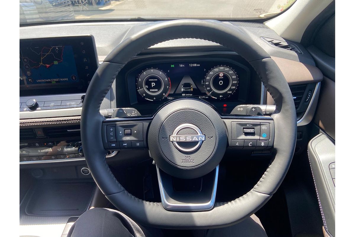 2025 Nissan QASHQAI Ti J12