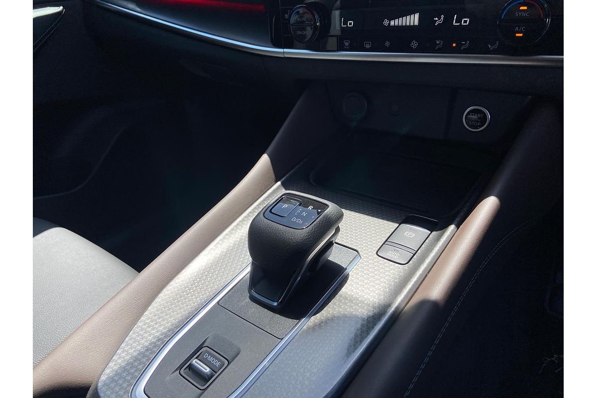 2025 Nissan QASHQAI Ti J12