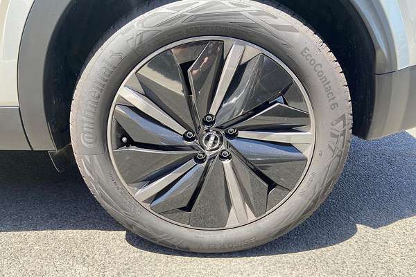 2025 Nissan QASHQAI Ti J12