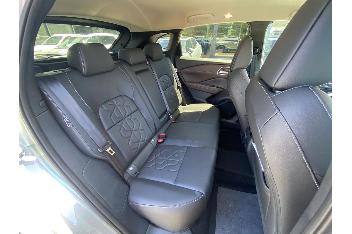 2025 Nissan QASHQAI Ti J12