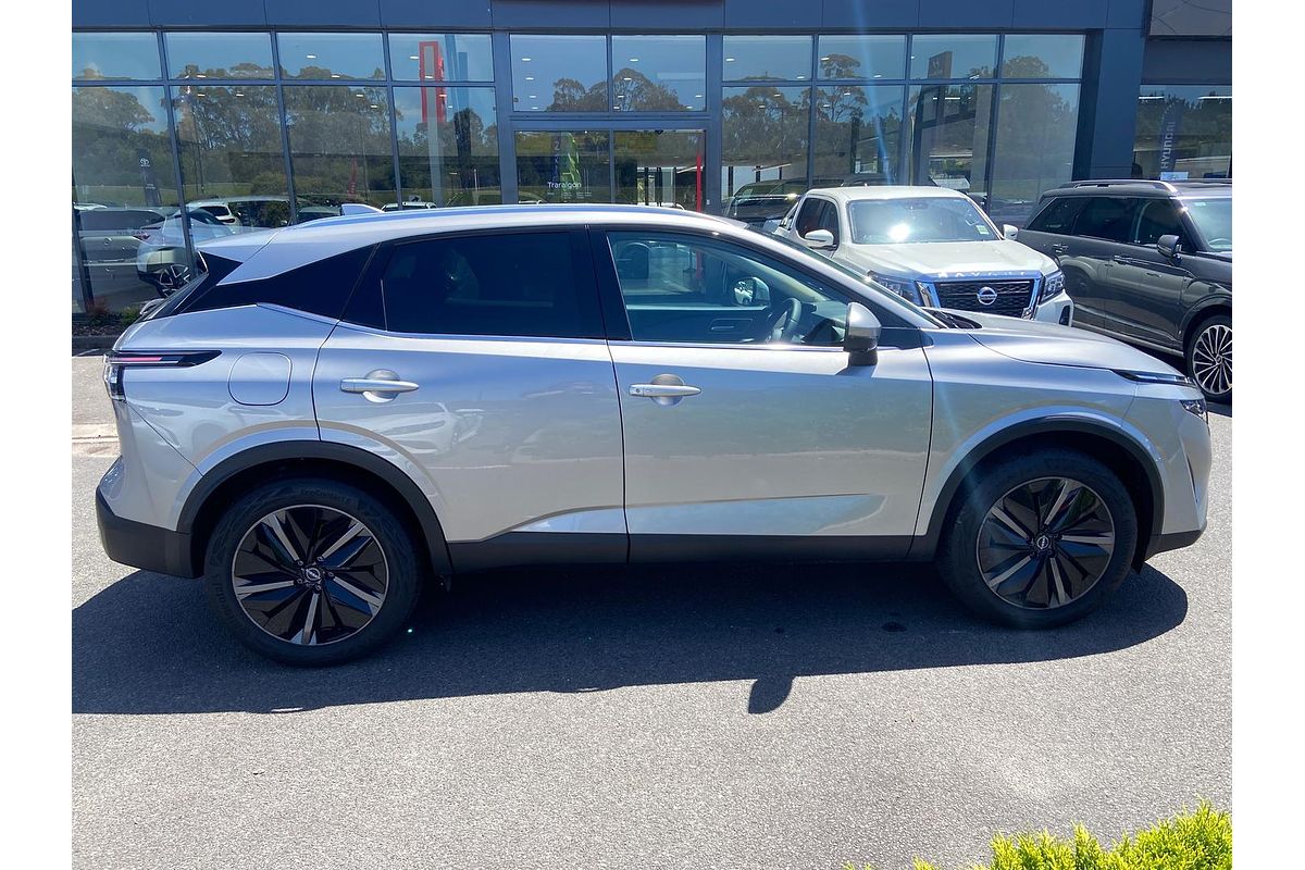 2025 Nissan QASHQAI Ti J12