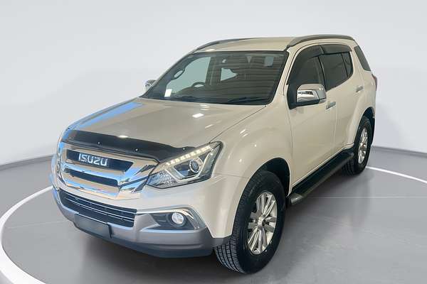 2017 Isuzu MU-X LS-T