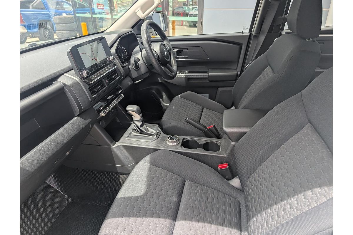 2024 Mitsubishi Triton GLX MV 4X4
