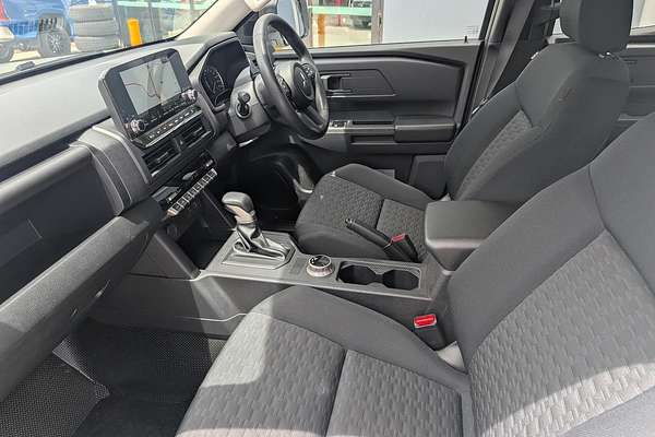 2024 Mitsubishi Triton GLX MV 4X4