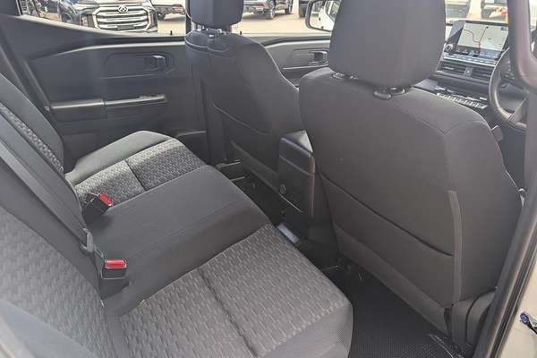 2024 Mitsubishi Triton GLX MV 4X4