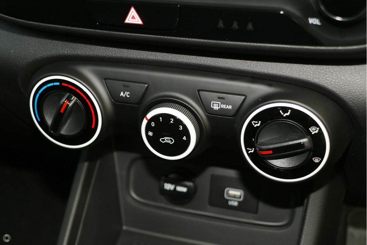 2021 Hyundai Venue Active QX.V3