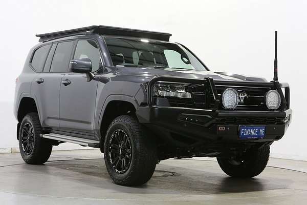 2023 Toyota Landcruiser GXL FJA300R