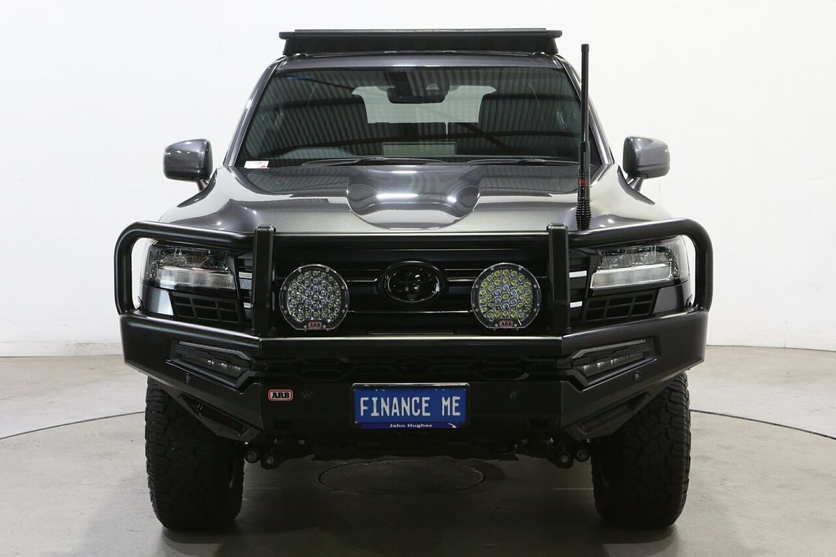 2023 Toyota Landcruiser GXL FJA300R