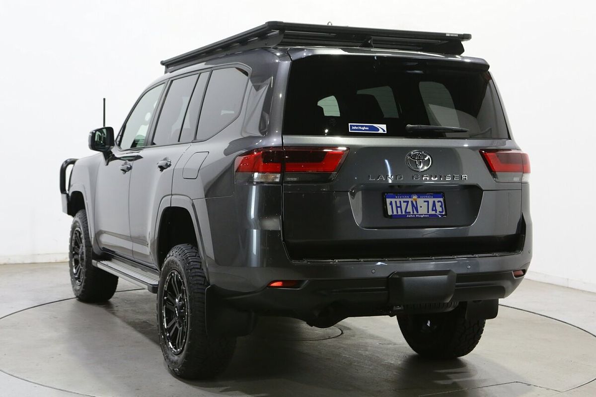 2023 Toyota Landcruiser GXL FJA300R