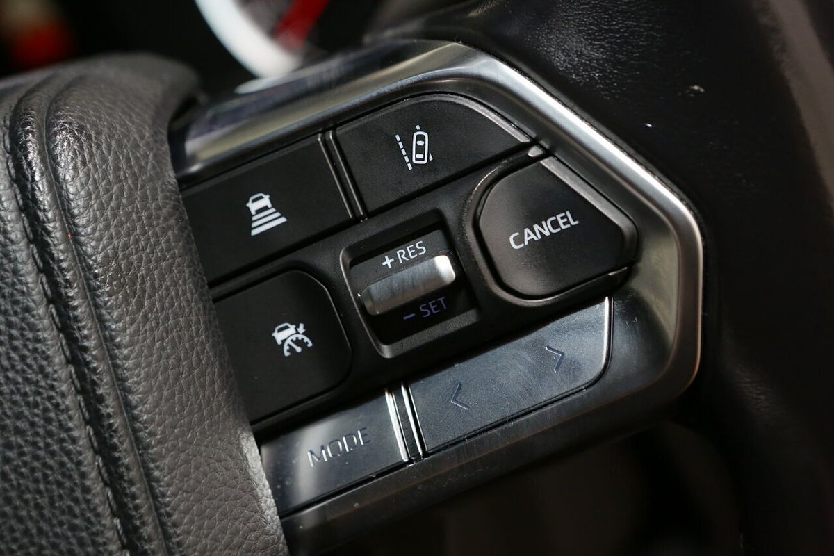 2023 Toyota Landcruiser GXL FJA300R