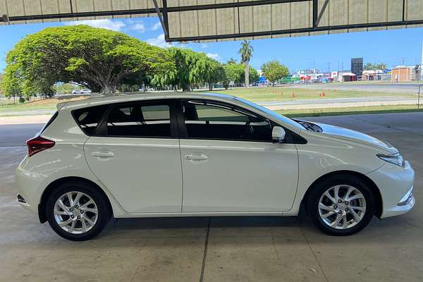 2016 Toyota Corolla Ascent Sport ZRE182R