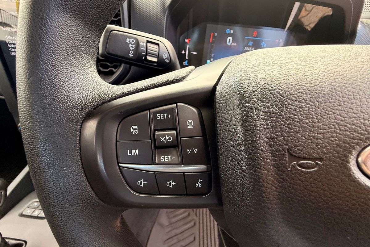 2025 Ford Ranger XLS 4X4 2.0L