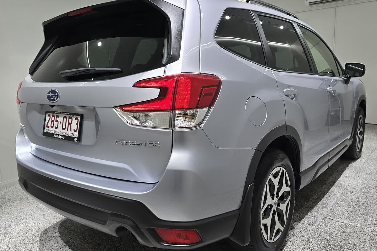 2023 Subaru Forester 2.5i S5