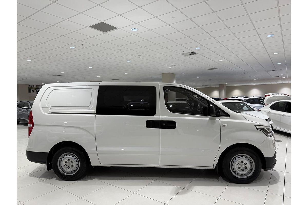 2021 Hyundai iLoad TQ4