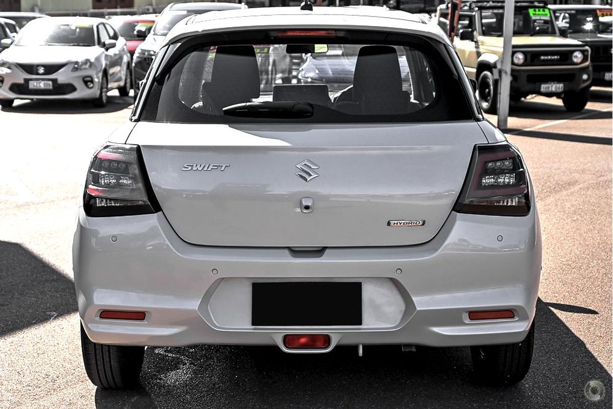 2025 Suzuki Swift Hybrid UZ