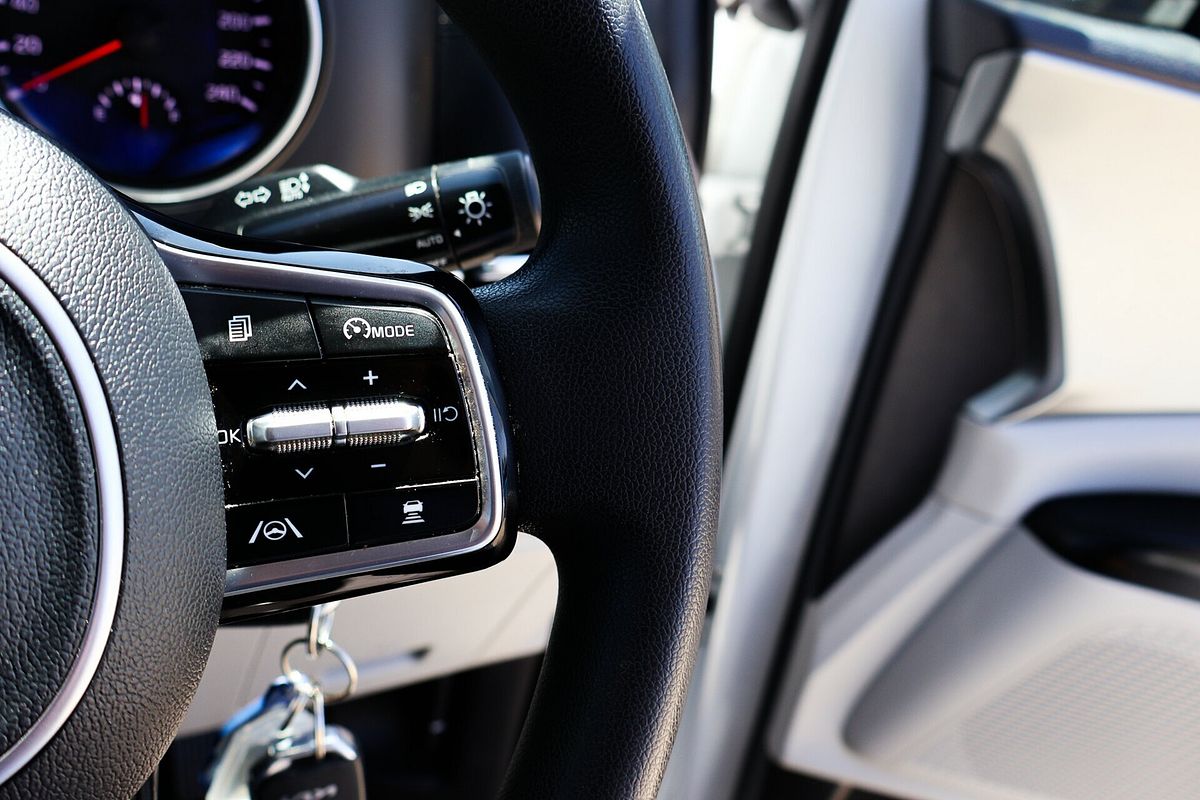 2023 Kia Carnival S KA4