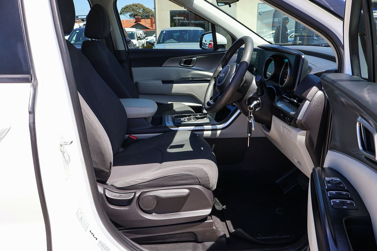 2023 Kia Carnival S KA4