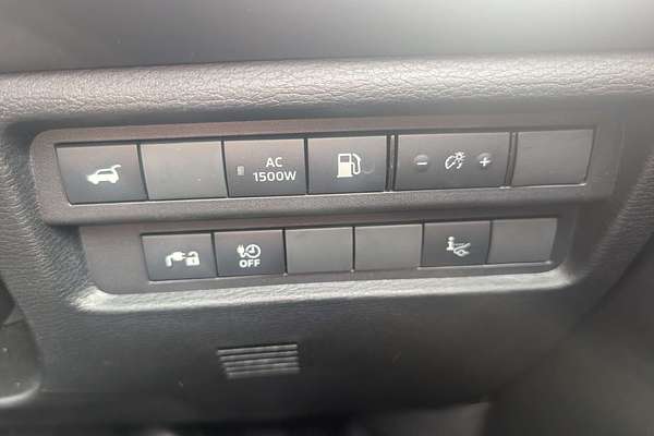 2025 Mitsubishi Outlander PHEV Exceed ZM